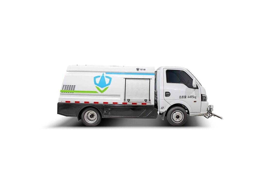 Pure Electric Type 4.5T Sanitation Vehicle with 265km Endurance Mileage and 40/70kW Motor Power for Road Maintenance