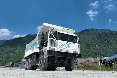 95 τόνων Ηλεκτρικό φορτηγό εξόρυξης 528kWh Μηδενικές εκπομπές